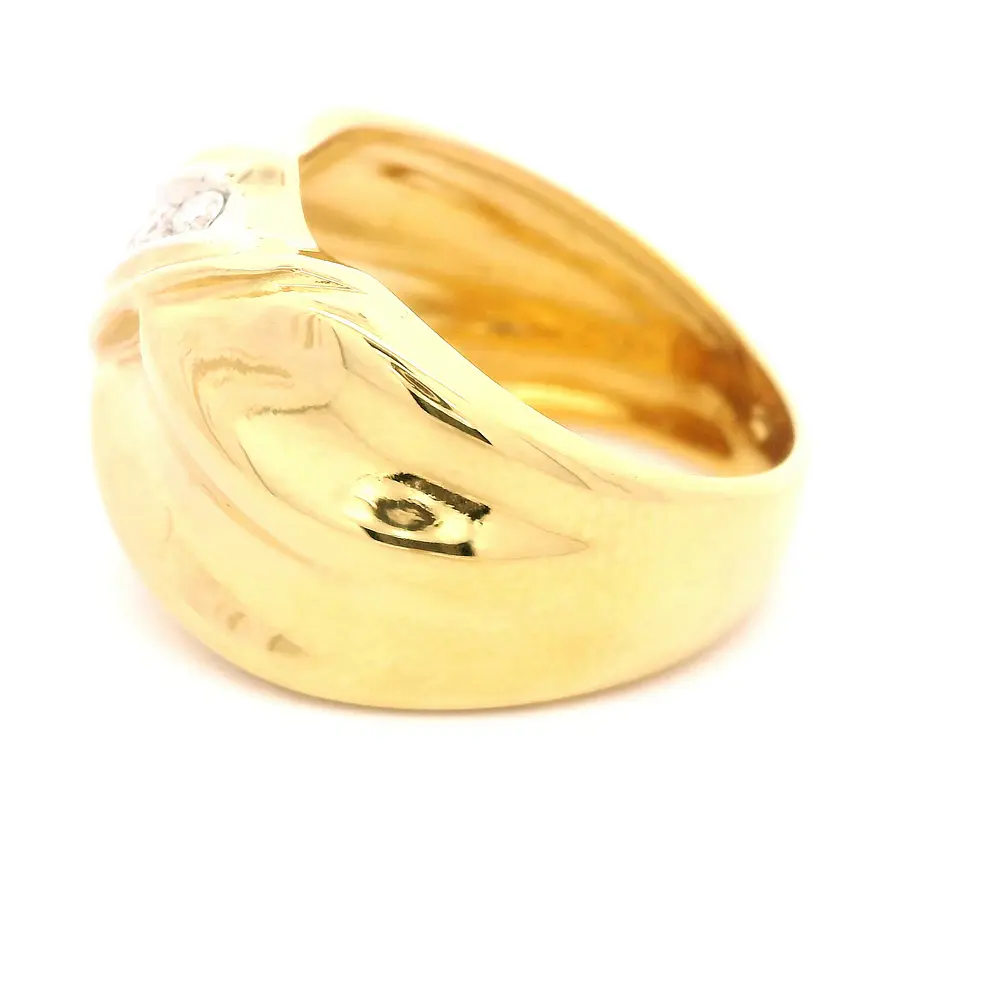 Anillo Bombé De Oro 18K Con 8 Diamantes