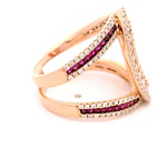 Anillo Calado Cruzado De Oro 18K Con Diamantes y Rubíes
