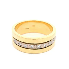 Anillo Cintillo De Oro 18K Con 9 Diamantes