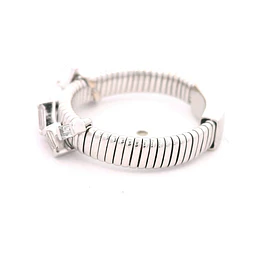 Anillo Cintillo De Oro Blanco 18K Con 6 Diamantes Baguette