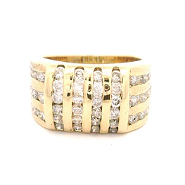 Anillo Semibombé Mateado De Oro 14K Con 54 Diamantes Naturales