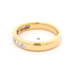 Anillo Cintillo De Oro 18K Con 12 Diamantes Princess