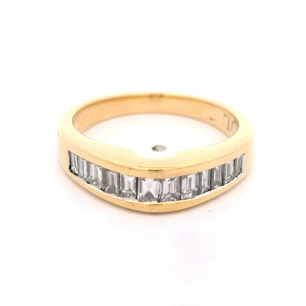 Anillo Cintillo De Oro 18K Con 12 Diamantes Baguette