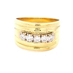 Anillo Semibombé Tallado De Oro 18K Con 5 Diamantes Naturales