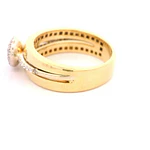 Anillo Semibombé Calado De Oro 18K Con 58 Diamantes