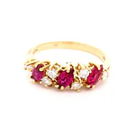 Anillo Calado De Oro 18K Con Diamantes Naturales y Rubíes