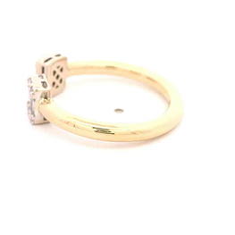 Anillo Rectangular Calado De Oro 14K Con 18 Diamantes Naturales