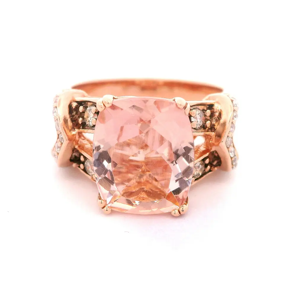 Anillo Calado De Oro Rosado 14K Con Diamantes y Piedra Rosada