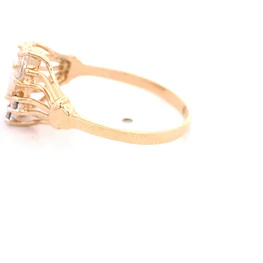 Anillo Calado De Oro 14K Con Ópalo Blanco y Diamantes