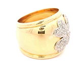 Anillo Bombé Flor Trébol De Dos Oros 18K Con 39 Diamantes