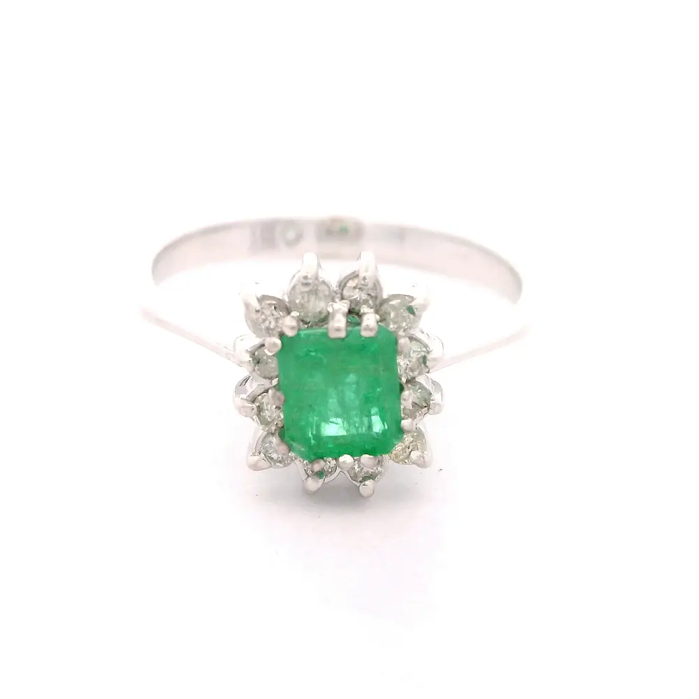 Anillo Flor De Oro Blanco 18K Con Esmeralda y 12 Diamantes
