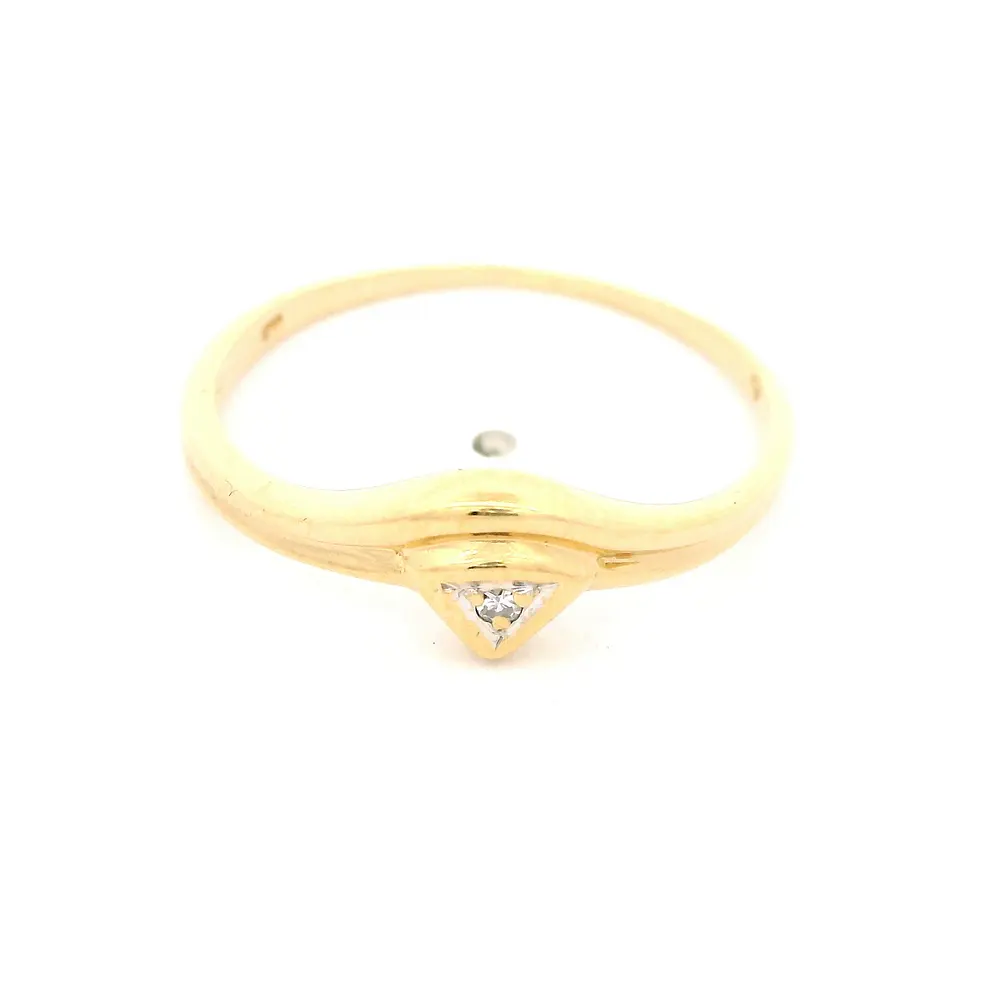 Anillo Curvo De Dos Oros 18K Con Diamante