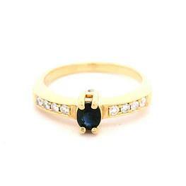 Anillo Cintillo Solitario De Oro 18K Con Zafiro y 8 Diamantes
