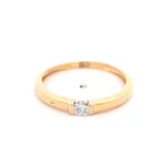 Anillo Solitario De Oro Amarillo 18K Con Diamante
