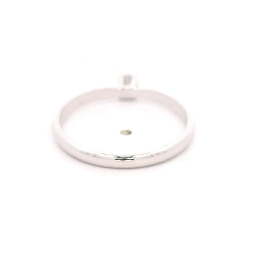 Anillo Solitario De Oro Blanco 18K Con Diamante