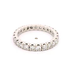 Anillo Eternity De Platino Con 25 Diamantes