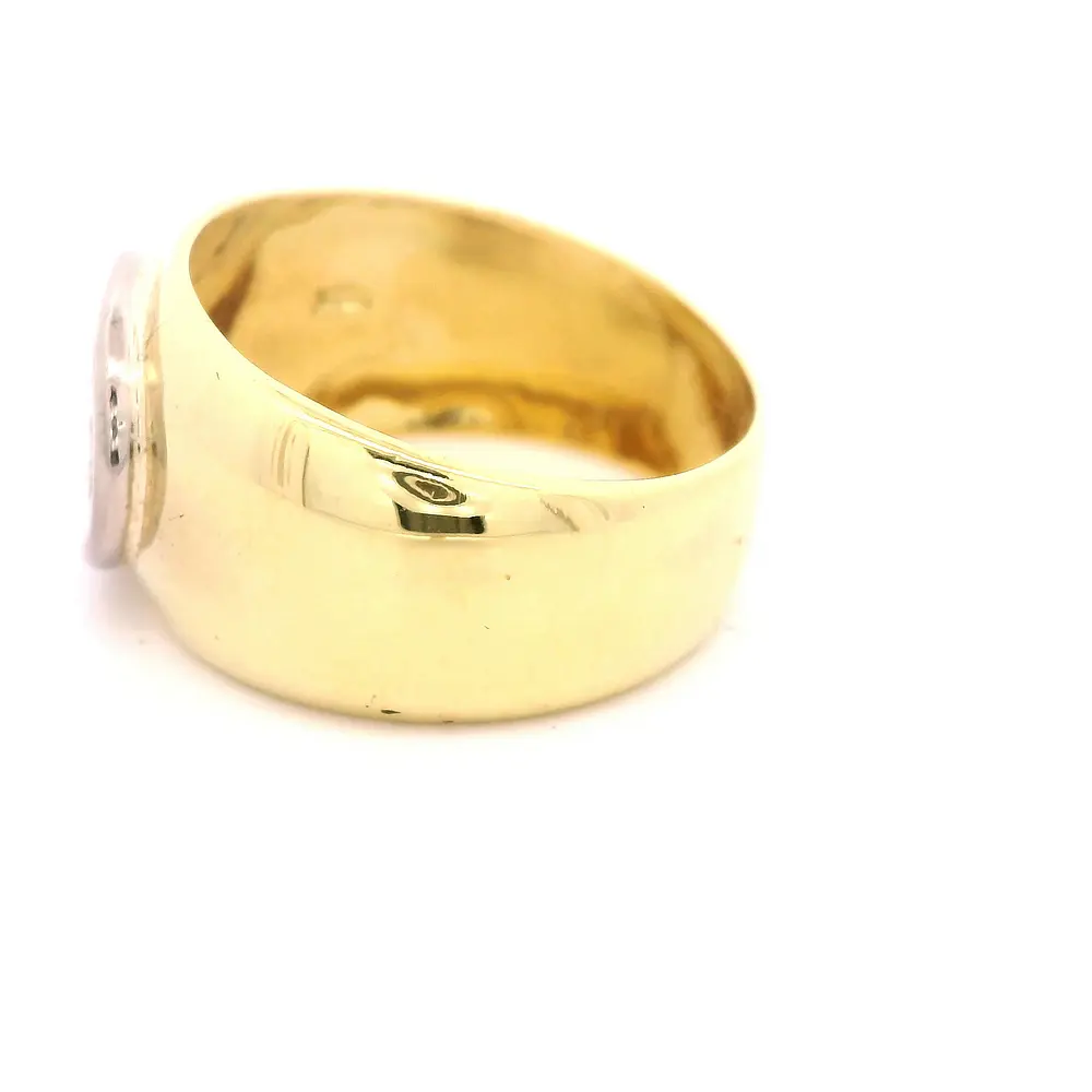 Anillo Bombé De Dos Oros 18K Con 7 Diamantes
