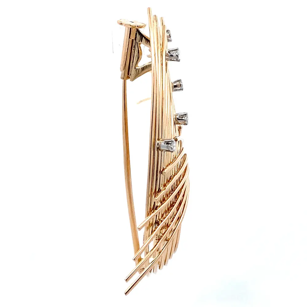 Prendedor Calado Curvo De Oro 18K Con 7 Diamantes