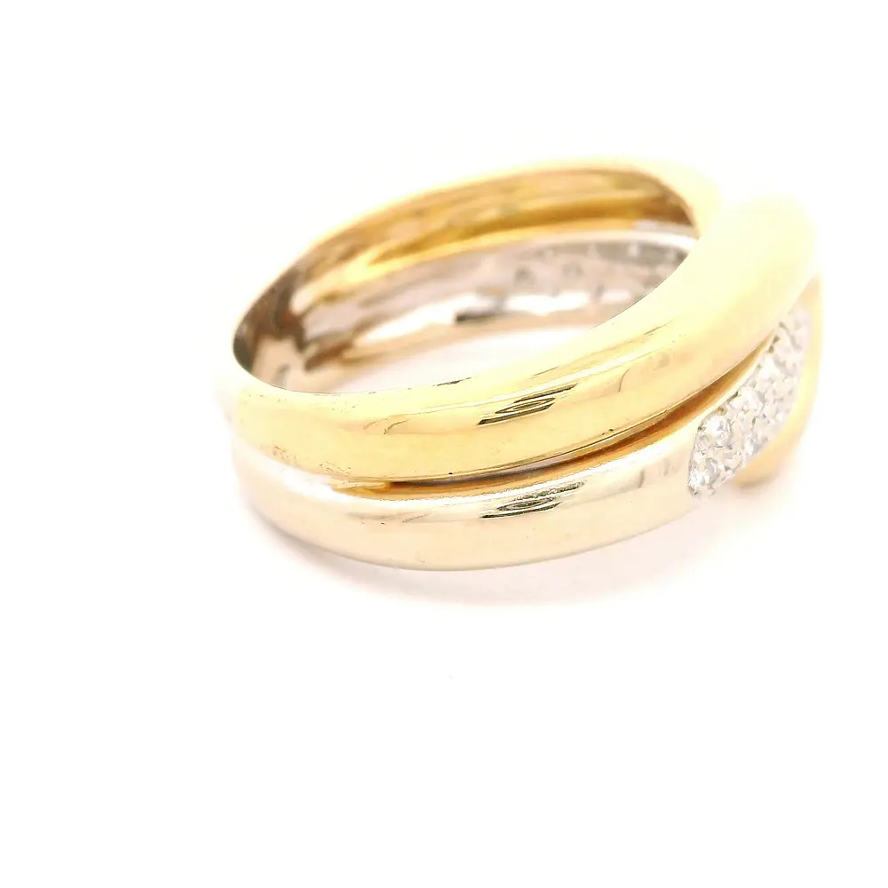 Anillo Calado Cruzado De Dos Oros 18K Con 30 Diamantes Naturales