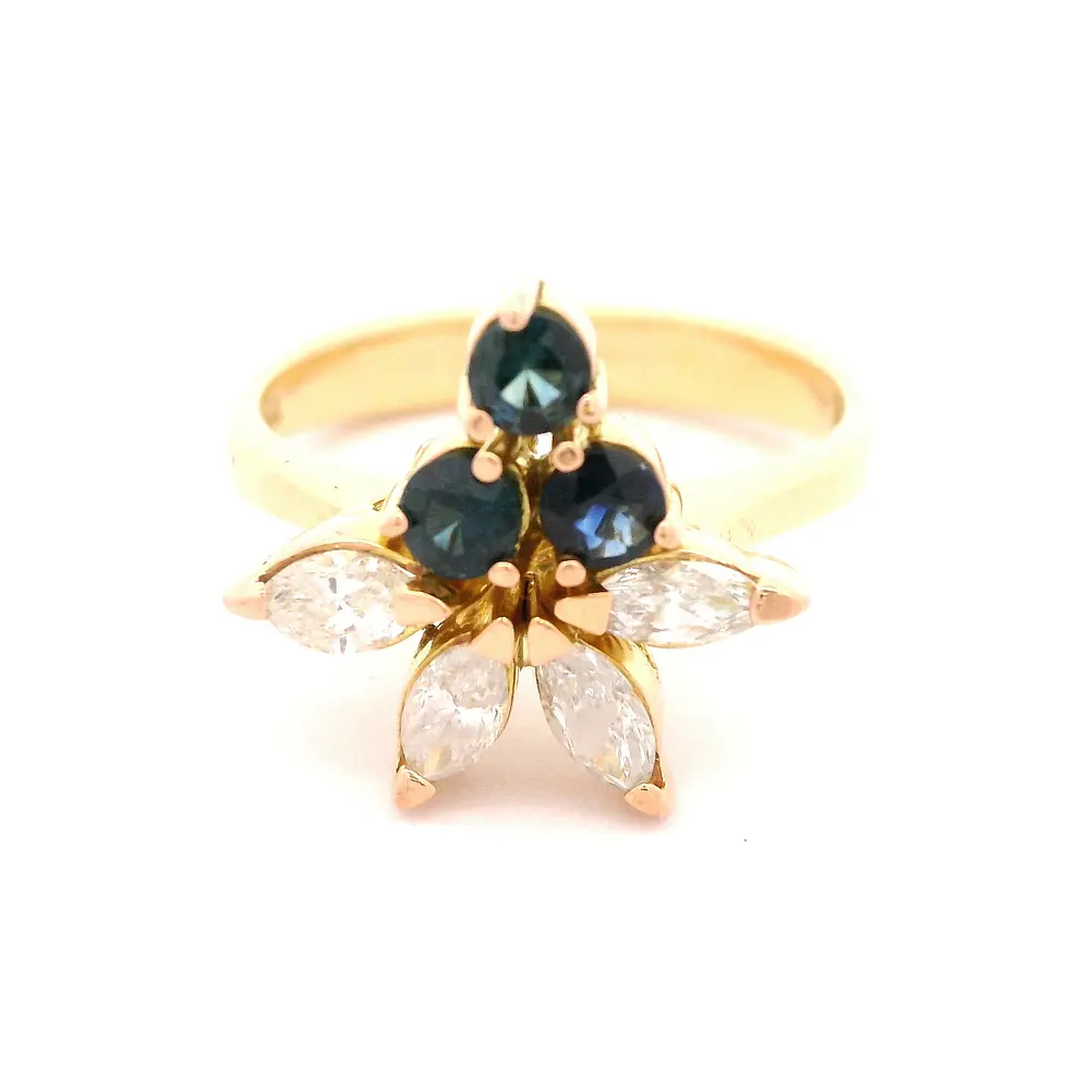 Anillo Flor De Oro 18K Con Diamantes Marquise y Piedras Azules