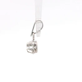 Colgante Solitario Flor De Oro Blanco 18K Con Diamante Natural