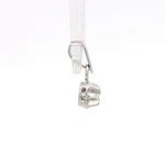 Colgante Solitario Flor De Oro Blanco 18K Con Diamante Natural