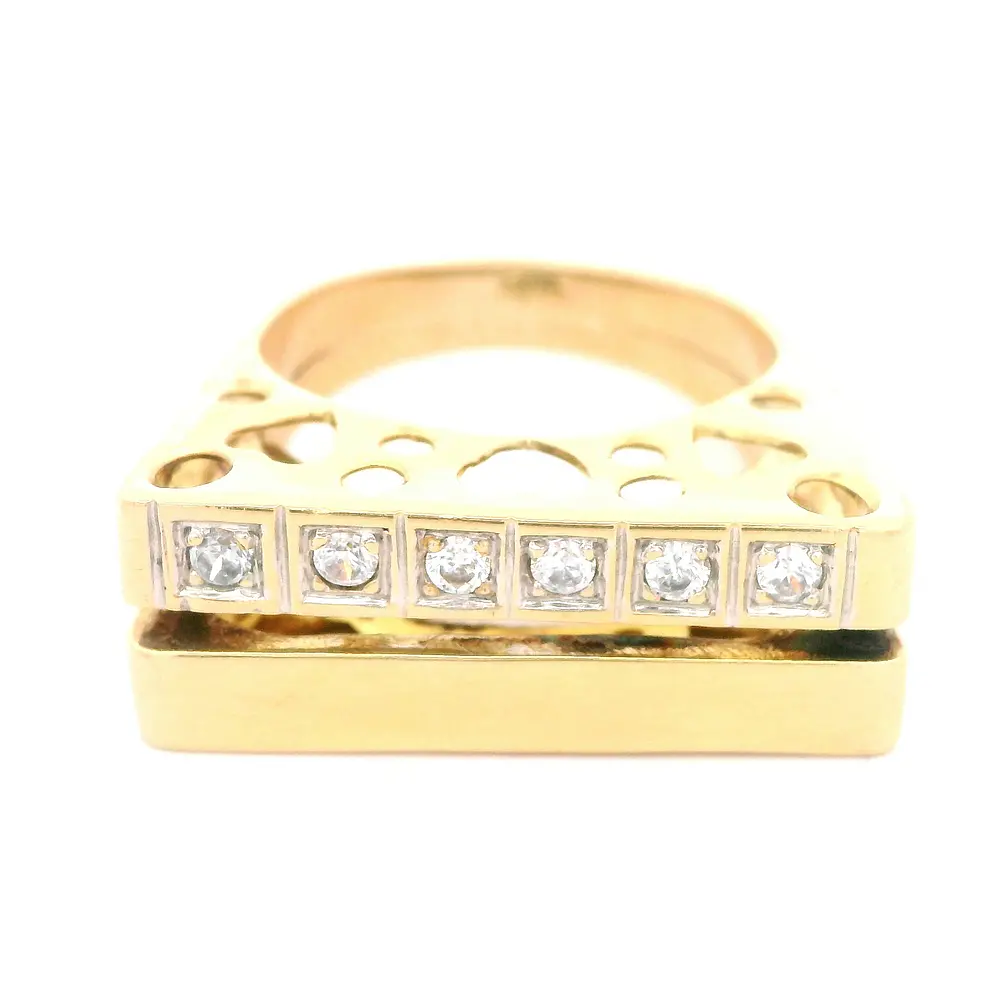 Anillo Sello Rectangular De Oro Amarillo 18K Con Piedras Incoloras