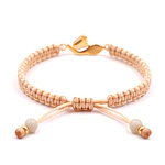 Pulsera De Hilo Beige Con Copihue De Oro 18K y Hoja Tallada