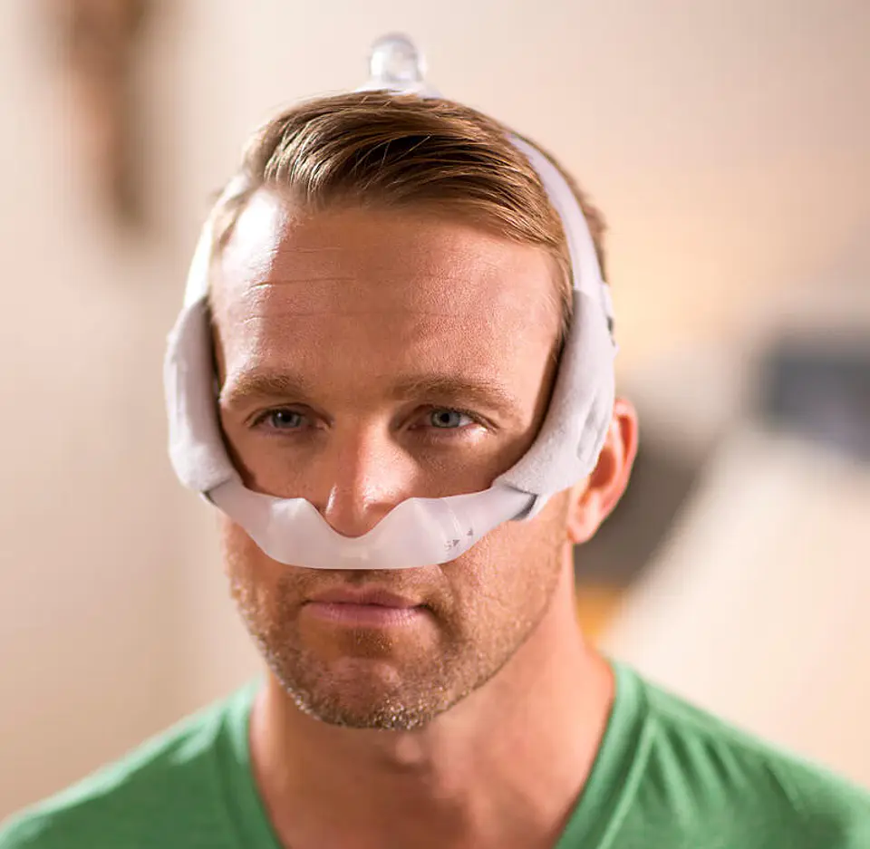 Philips DreamWear Mascarilla Nasal CPAP 4