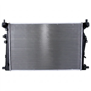 Radiador Jeep Cherokee Kl 2.4L - 3.2L