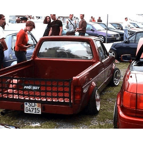 Malla Red Deportiva Trasera Para Portalón Marca Pronet Universal Camionetas Doble Cabina Pickup 4x4