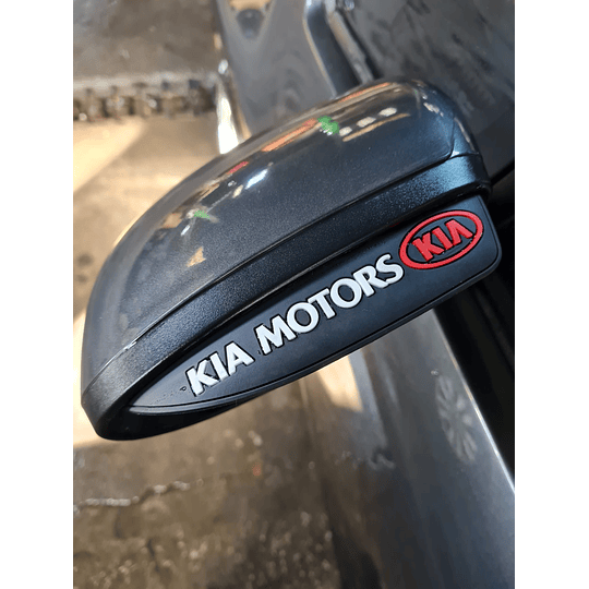 Viseras Aleta Goma Pestaña Bota Agua Lluvia Espejo Retrovisor Lateral Universal Auto (Elige Tu Marca)