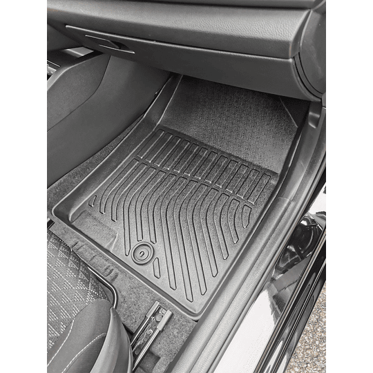 (Kia Rio 4 / Rio 5 del 2018 al 2024) Pisos Rígidos Calce Perfecto Tipo Bandeja Antiderrame