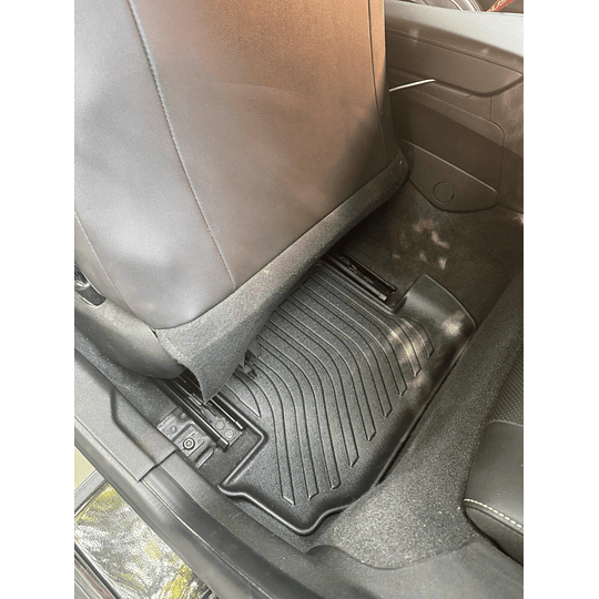 (Chevrolet Camaro del 2016 al 2024) Pisos Rígidos Calce Perfecto Tipo Bandeja Antiderrame