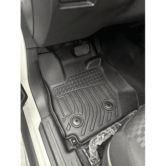 (Suzuki Jimny 3P/5P 2024+) Pisos Rígidos Calce Perfecto Tipo Bandeja Antiderrame 