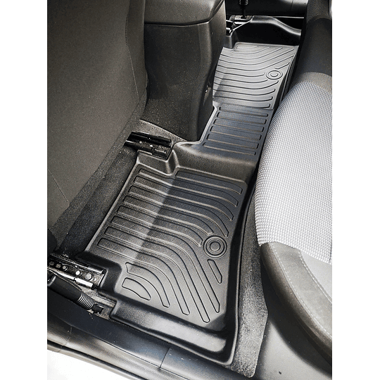 (Hyundai Accent del 2020 al 2022) Pisos Rígidos Calce Perfecto Tipo Bandeja Antiderrame