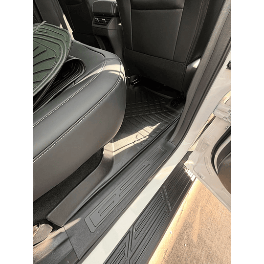 (JMC Grand Avenue 2024+) Pisos Rígidos Calce Perfecto Tipo Bandeja Antiderrame