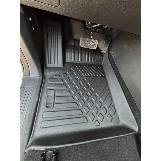 (JMC Grand Avenue 2024+) Pisos Rígidos Calce Perfecto Tipo Bandeja Antiderrame