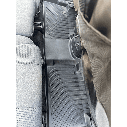 (Hyundai Santa Fe del 2018 al 2023) Pisos Rígidos Calce Perfecto Tipo Bandeja Antiderrame (1era+2da+3era Fila de Asientos)