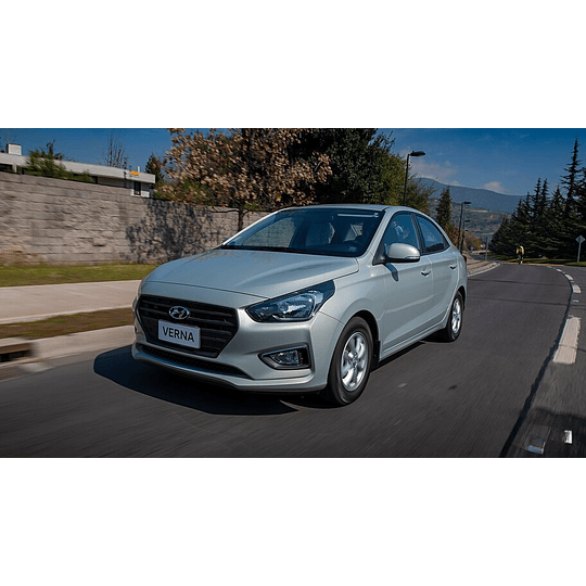 (Hyundai Verna del 2020 al 2023) Pisos Rígidos Calce Perfecto Tipo Bandeja Antiderrame