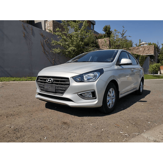 (Hyundai Verna del 2020 al 2023) Pisos Rígidos Calce Perfecto Tipo Bandeja Antiderrame