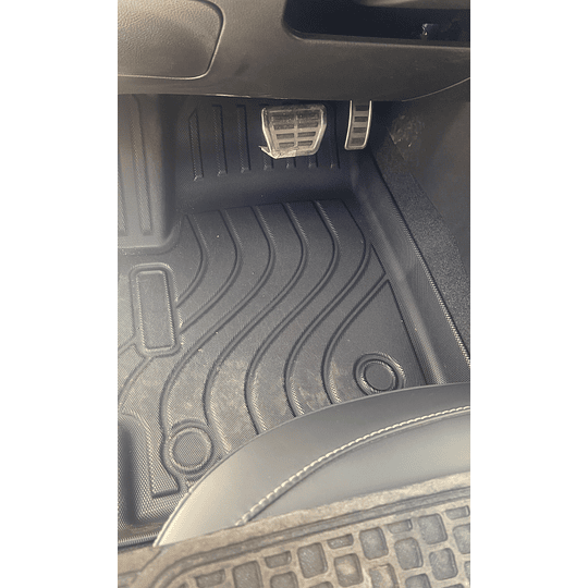 (Jetour X90 Plus 2023+) Pisos Rígidos Calce Perfecto Tipo Bandeja Antiderrame (1era+2da+3era Fila de Asientos)