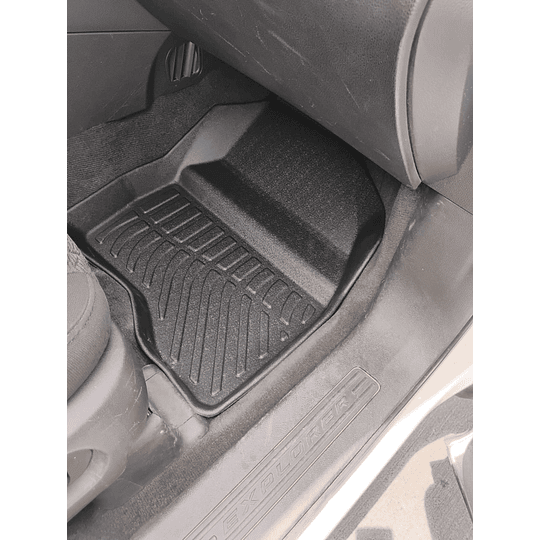 (Ford Explorer 2011-2014) Pisos Rígidos Calce Perfecto Tipo Bandeja Antiderrame (1era+2da+3era Fila de Asientos)