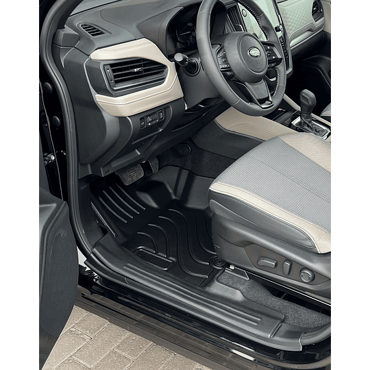 (Subaru Forester 2026+) Pisos Rígidos Calce Perfecto Tipo Bandeja Antiderrame