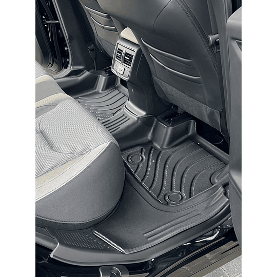 (Subaru Forester 2026+) Pisos Rígidos Calce Perfecto Tipo Bandeja Antiderrame