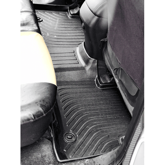 (Hyundai Santa Fe del 2013 al 2017) Pisos Rígidos Calce Perfecto Tipo Bandeja Antiderrame (1era+2da+3era Fila de Asientos)- COPIAR