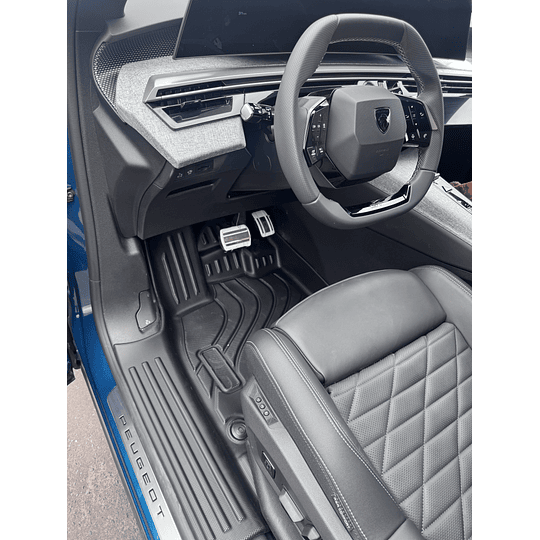 (Peugeot 5008 EV 2025+) Pisos Rígidos Calce Perfecto Tipo Bandeja Antiderrame (1era y 2da Fila de Asientos)
