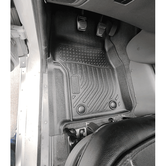 (Mahindra Pik Up 2007-2025+) Pisos Rígidos Calce Perfecto Tipo Bandeja Antiderrame