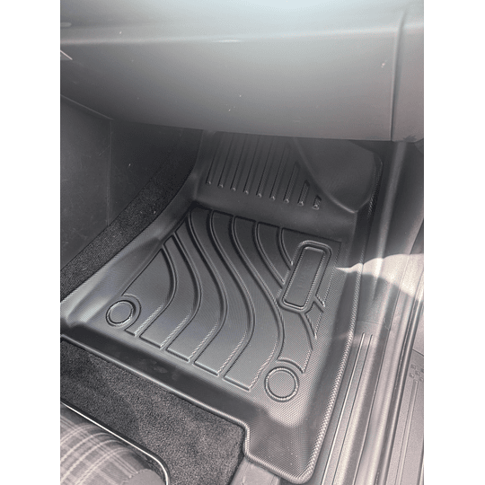 (Hyundai Santa Fe MX5 2024+) Pisos Rígidos Calce Perfecto Tipo Bandeja Antiderrame (1era+2da+3era Fila de Asientos)