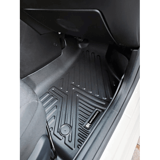 (Ram 700 del 2020-2026+) Pisos Rígidos Calce Perfecto Tipo Bandeja Antiderrame